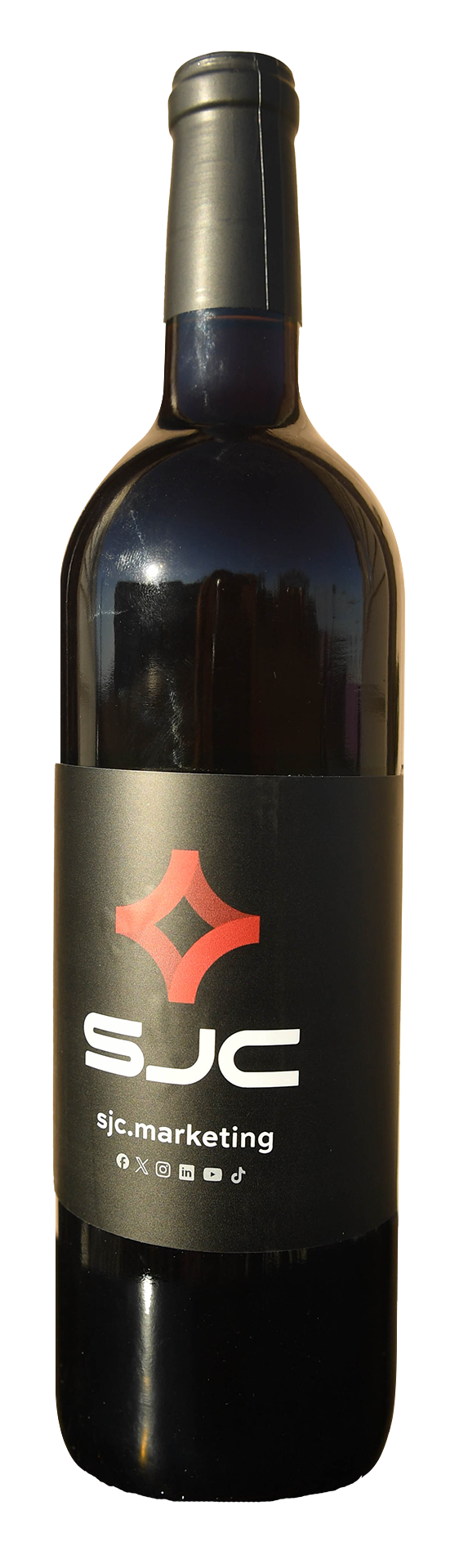 pinot grigio wine bottle